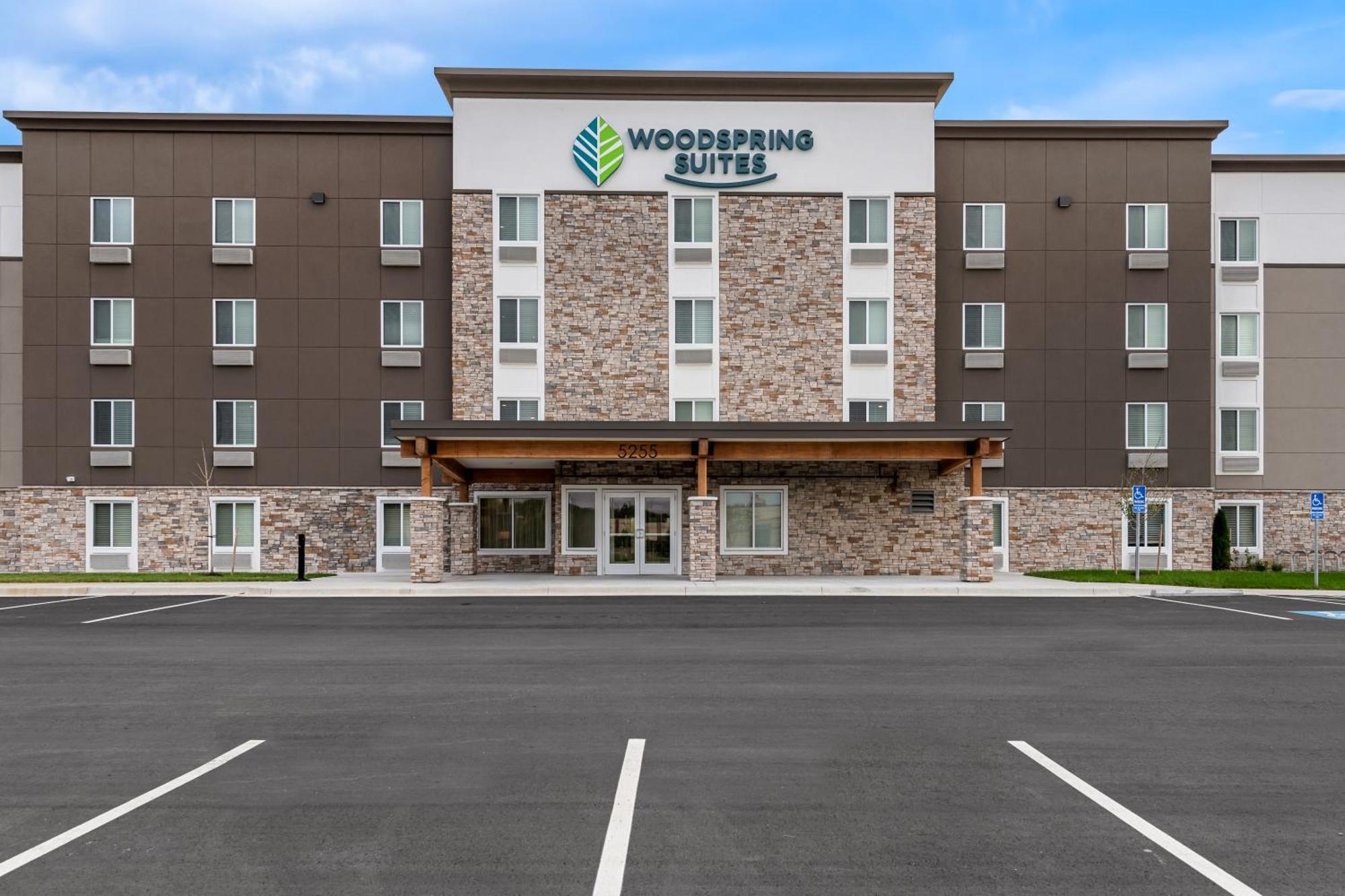 Woodspring Suites Kansas City Airport Εξωτερικό φωτογραφία