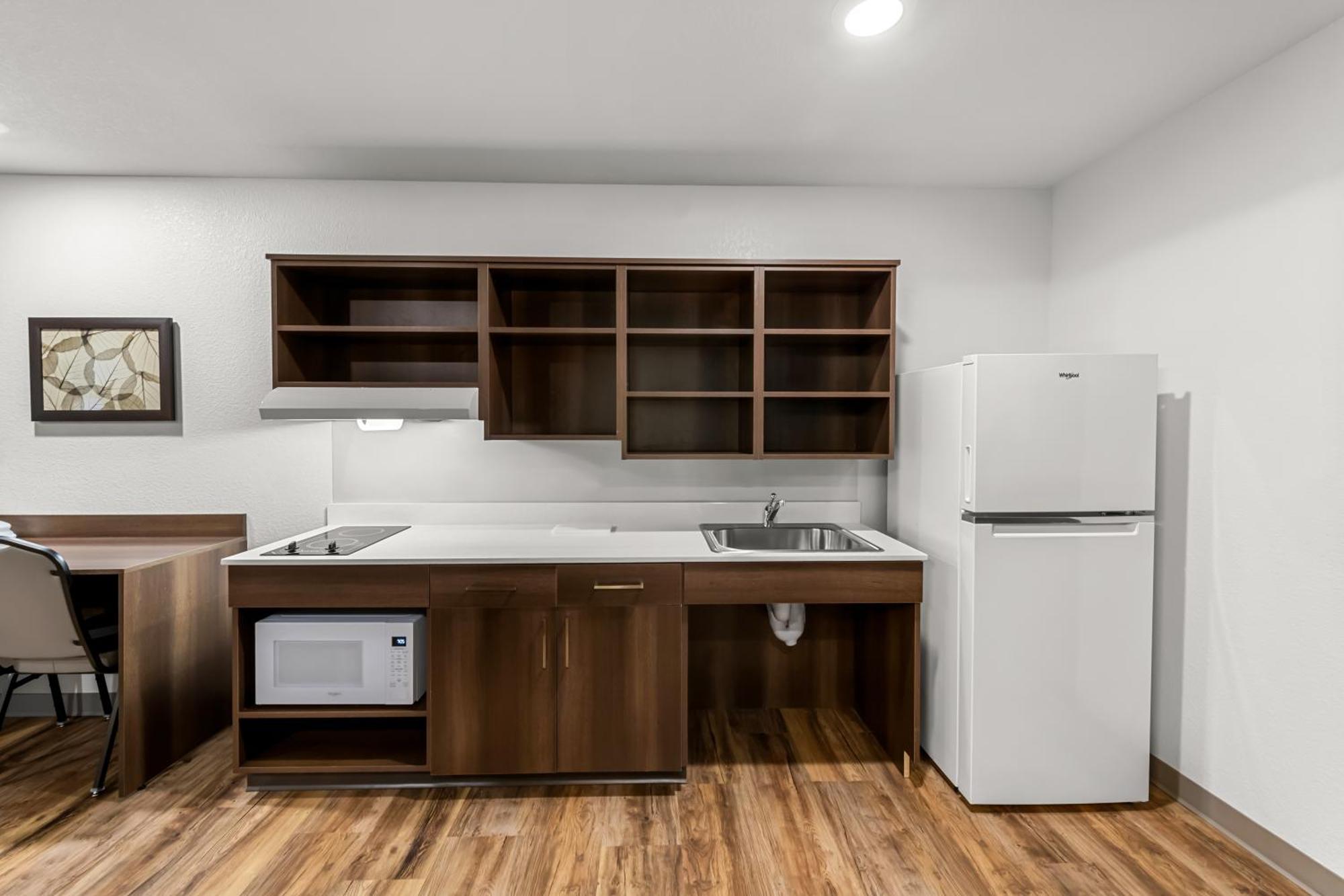 Woodspring Suites Kansas City Airport Εξωτερικό φωτογραφία